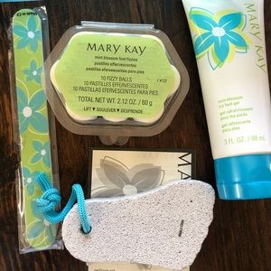 Discontinued Mary Kay Pedicure Kit